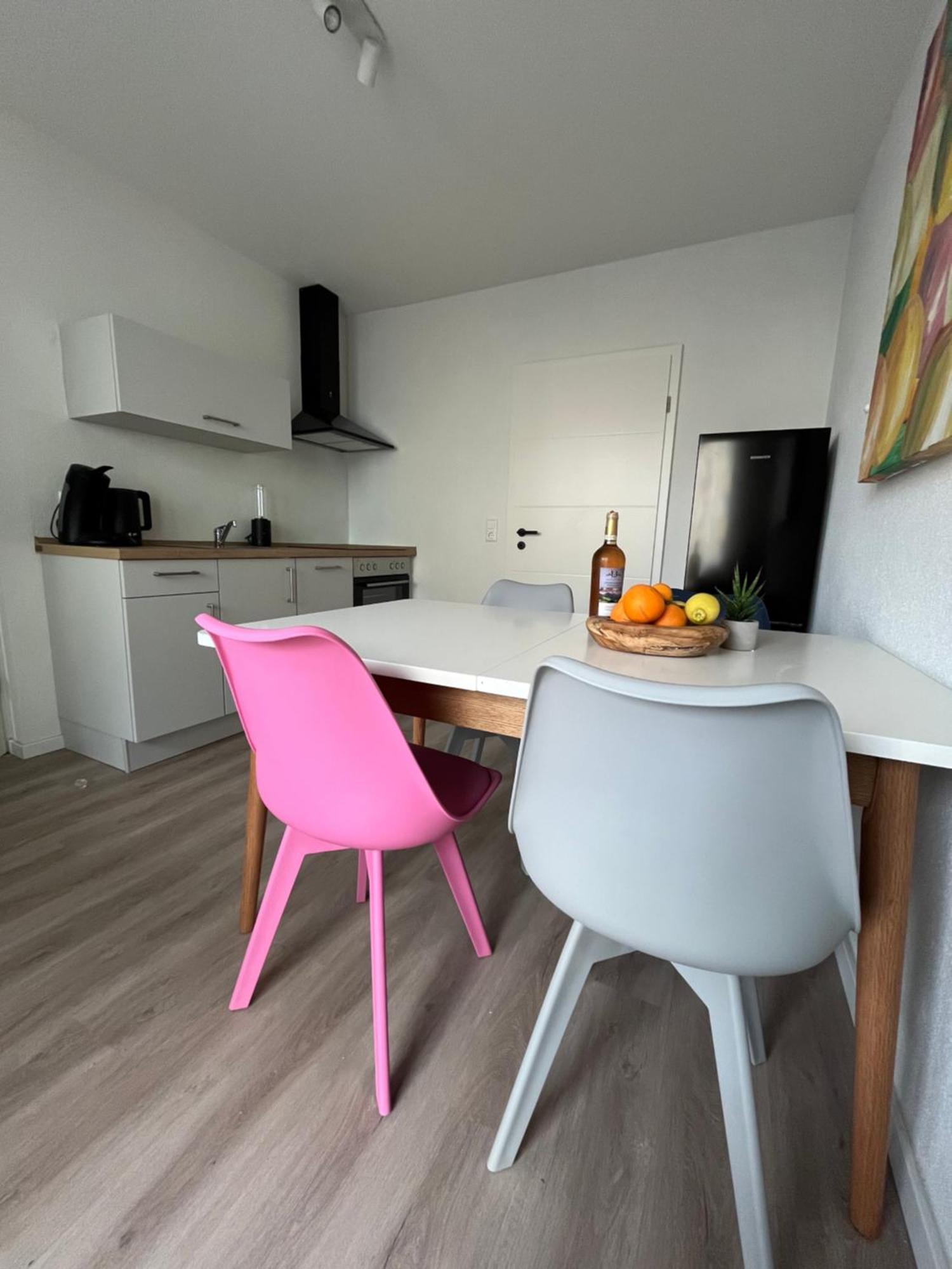 Black Forest City Apartment Mit Kostenlosem Parkplatz Fryburg Bryzgowijski Zewnętrze zdjęcie